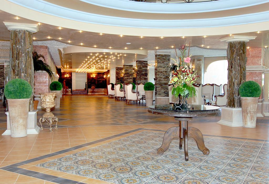 Andalucia Beach Hotel Elenite Exterior photo